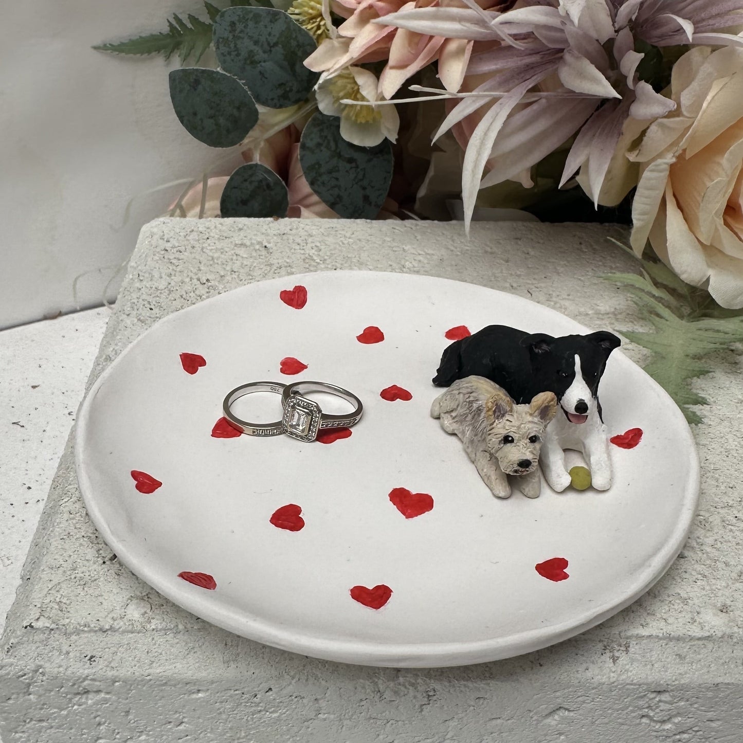 Bespoke ring dish with pets