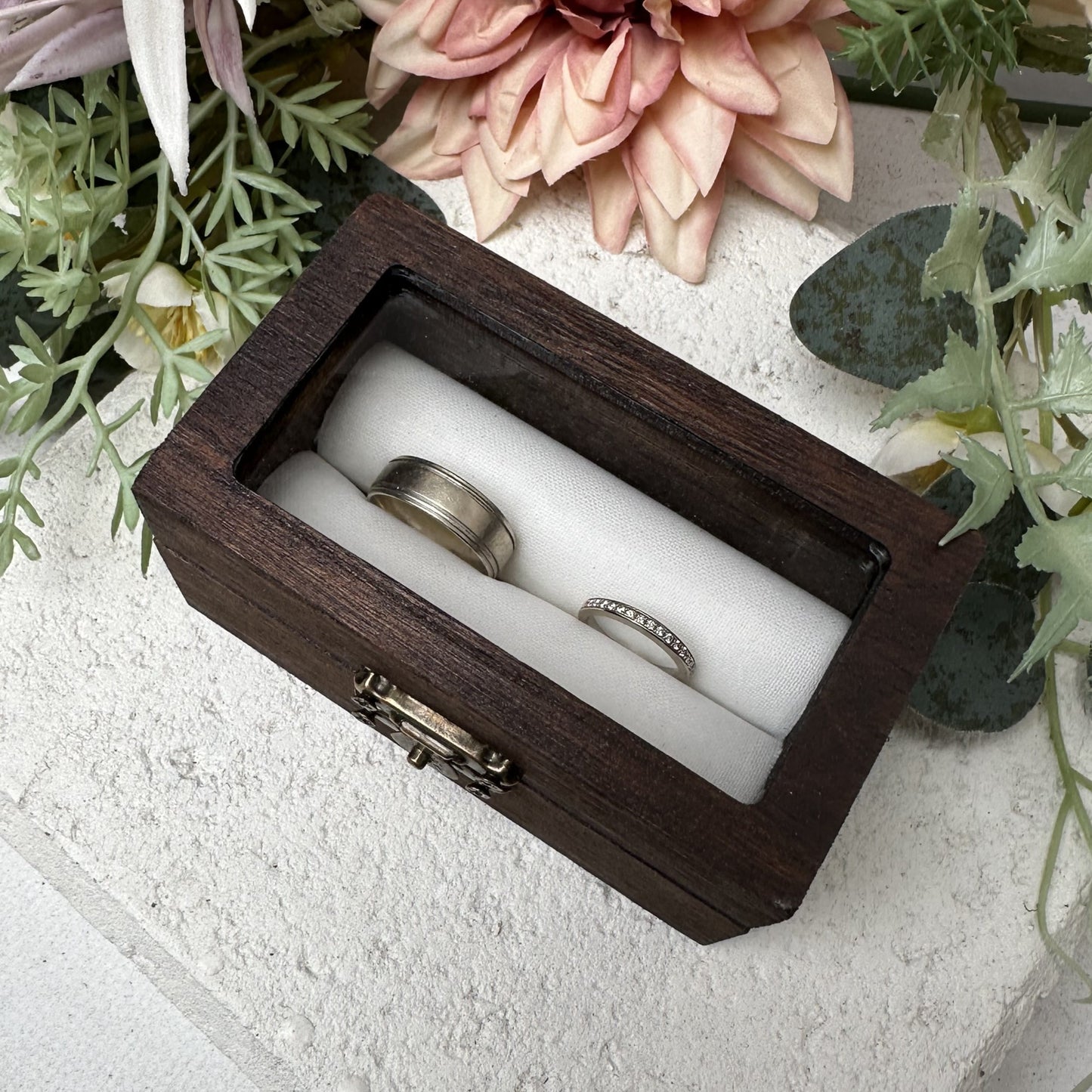 Cufflinks or double ring timber gift box
