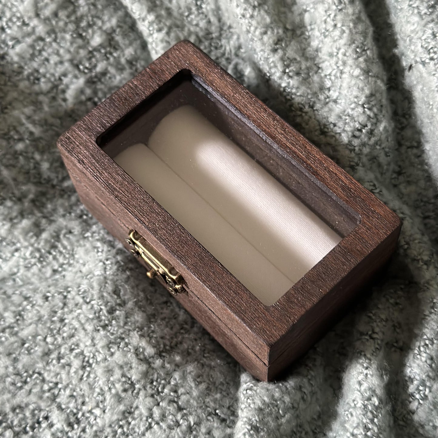Cufflinks or double ring timber gift box