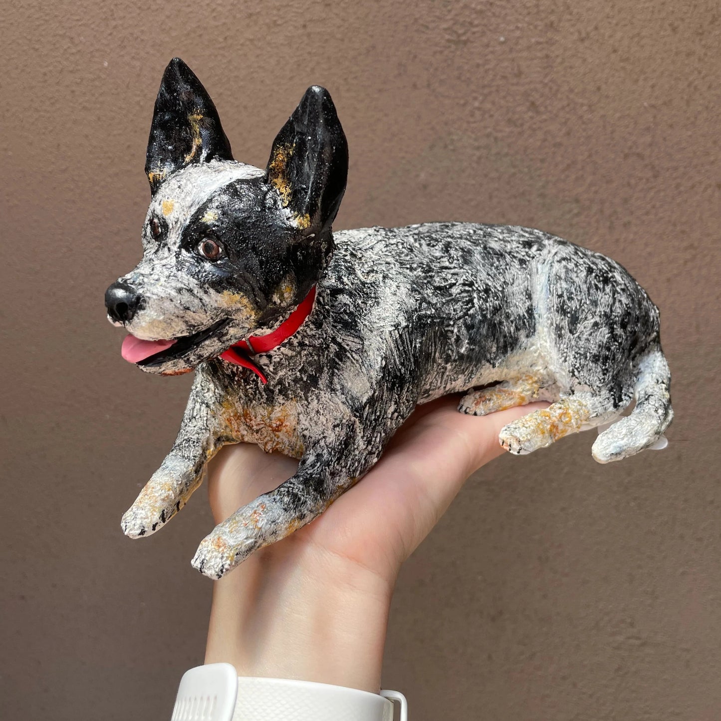 Custom pet memorial figurine with optional ashes inclusion