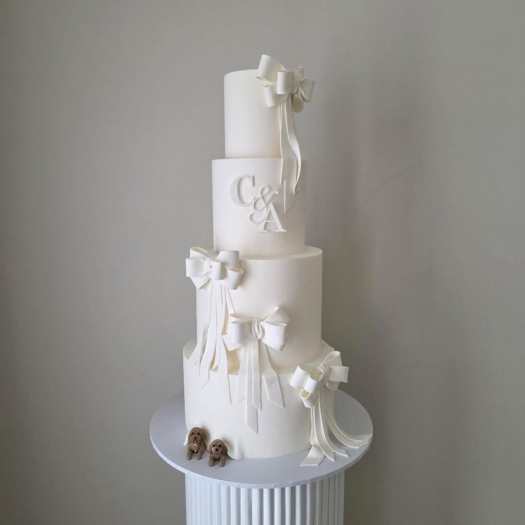 Peeking custom pet wedding cake topper