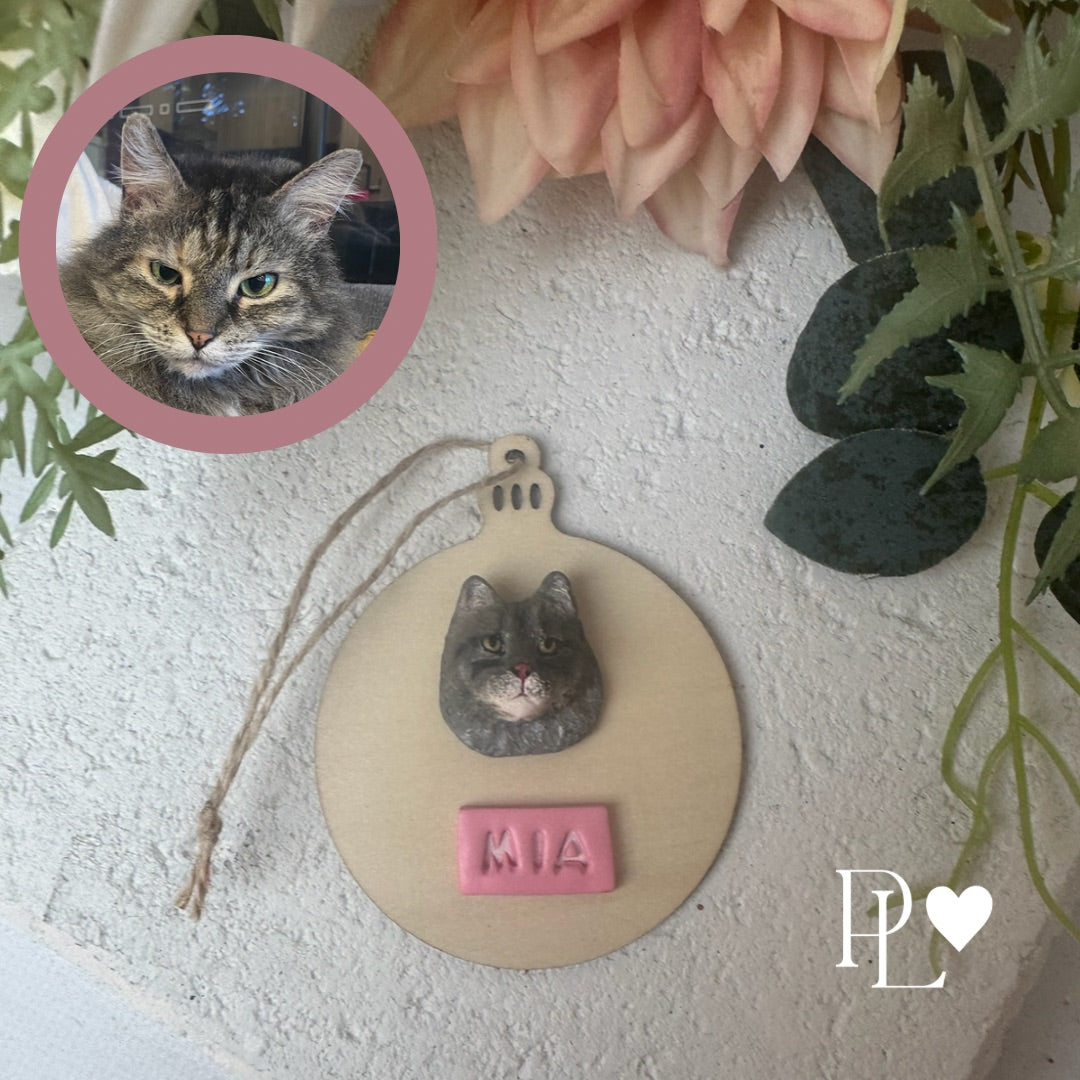 Timber bauble - Custom pet face Christmas ornament