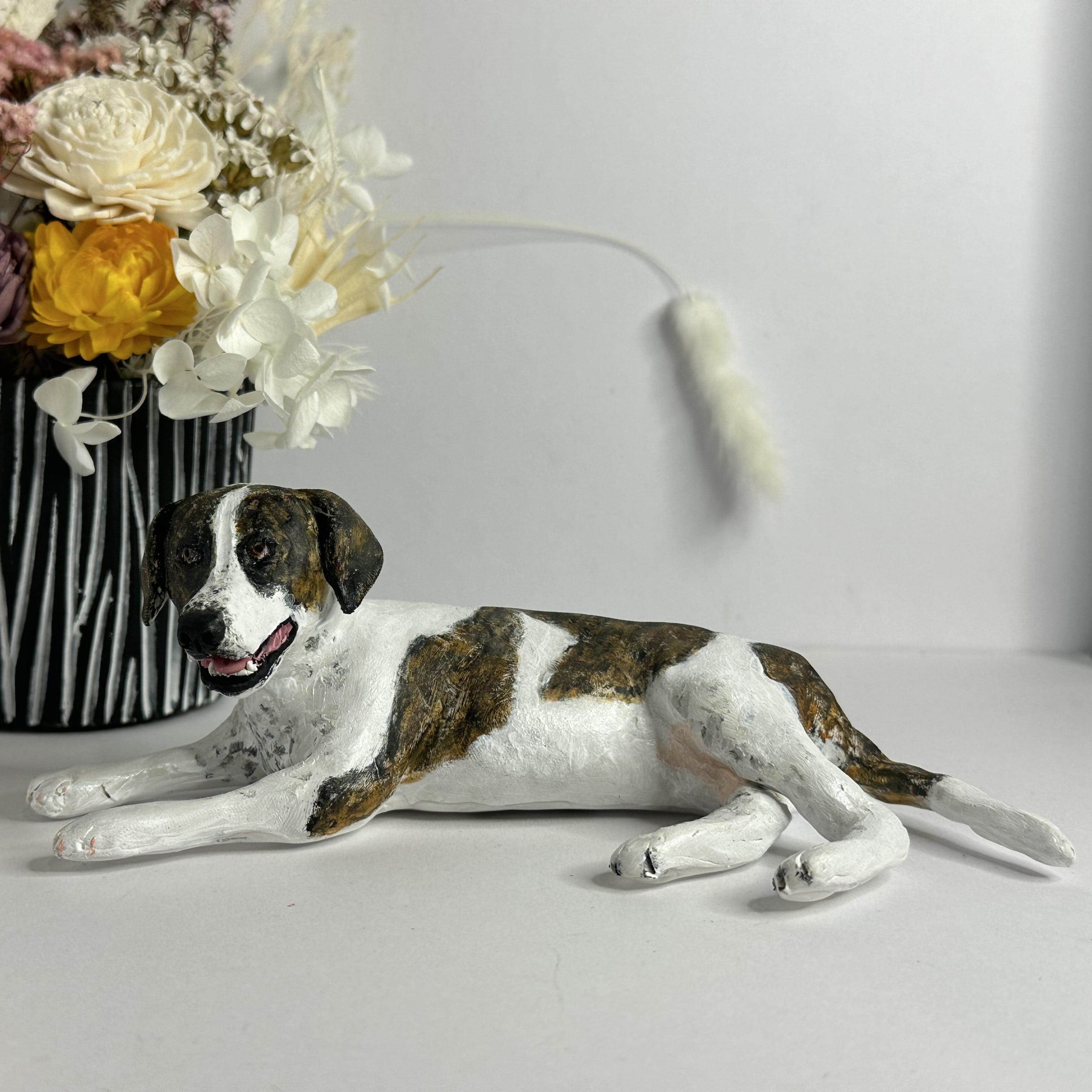 Custom pet memorial figurine with optional ashes inclusion