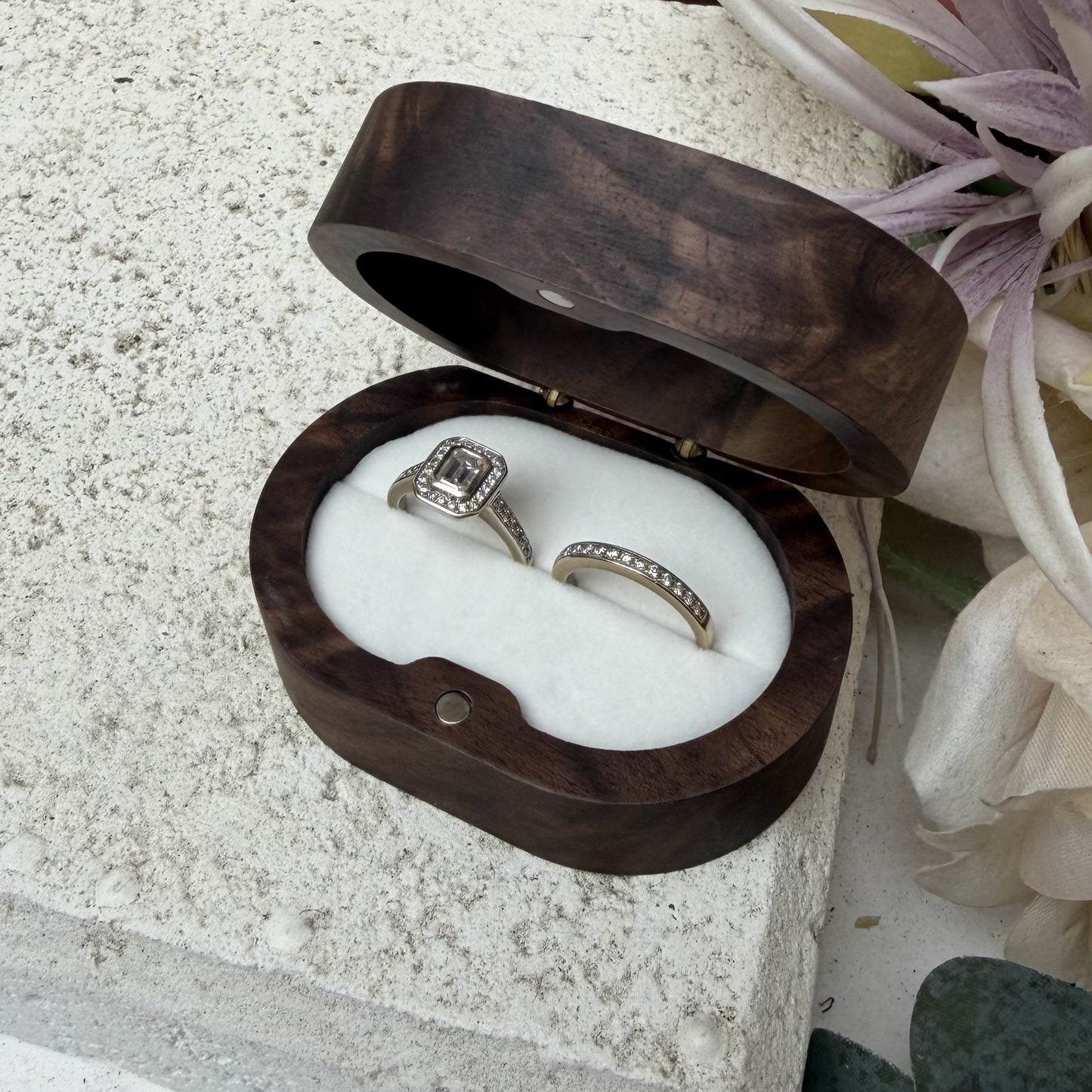 Cufflinks or double ring timber gift box