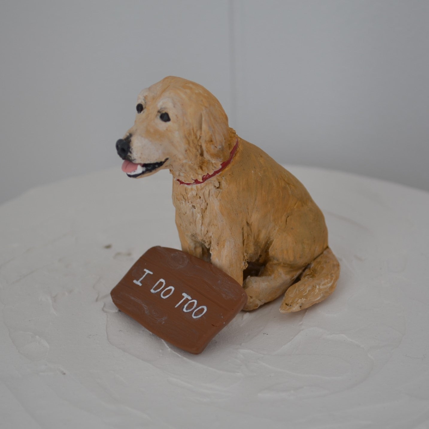 Handmade Golden retriever dog cake topper with I do too sign