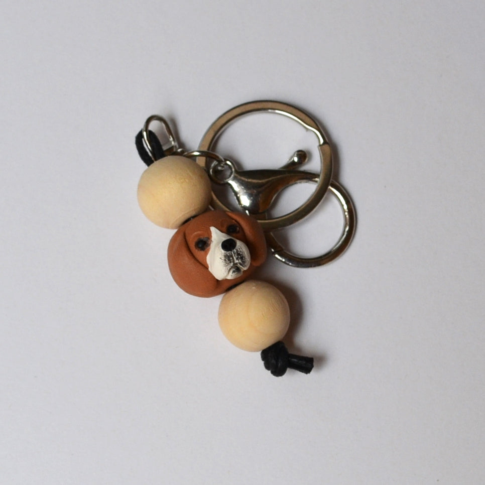 Beagle keyring - handmade polymer clay beagle dog keychain
